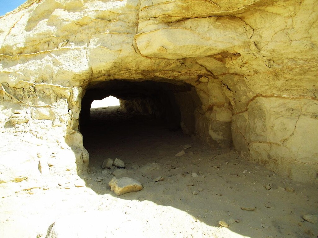 ラフーンのピラミッドの周りをぐるりその2 北面のマスタバと王妃のピラミッド カイロ 天使たちの暮らす街