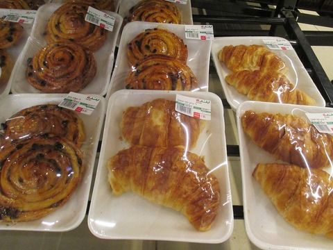 チョコがけシナモンロール パンダのパンその後 カイロ 天使たちの暮らす街