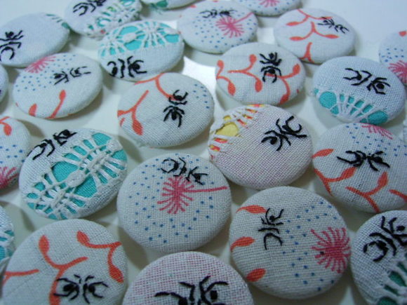 ANT BADGE