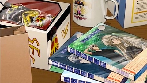 アニメ グッズ ポスター フィギュア 缶バッジ 保存 