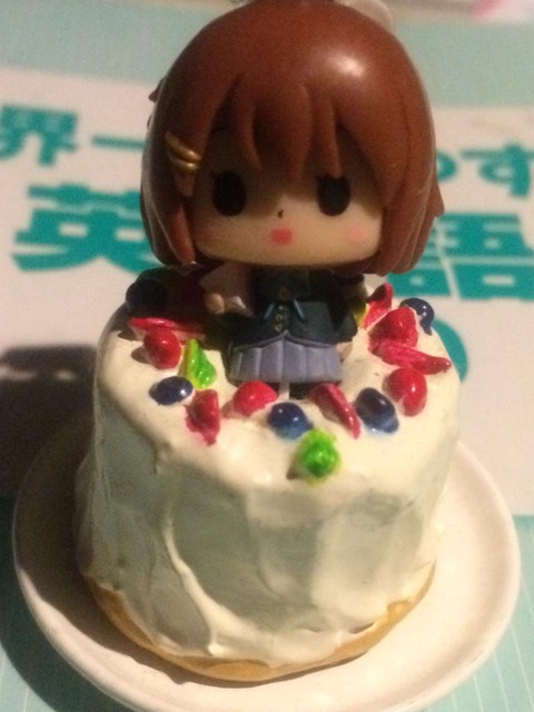 B3YPouNCIAA_7nF