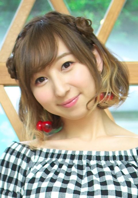 飯田里穂というタヌキ界では美人な声優ｗｗｗｗｗｗｗｗｗ