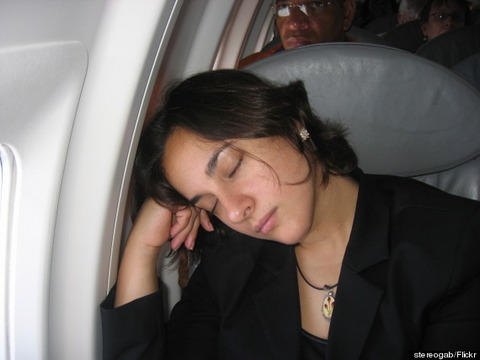 o-SLEEP-ON-AIRPLANE-570