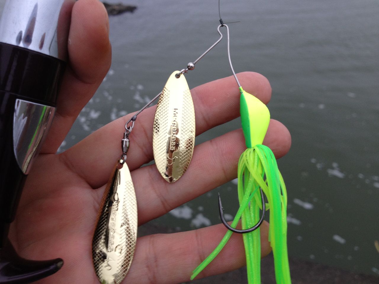 釣れても釣れなくても スピナーベイト 釣れても釣れなくても スピナーベイト