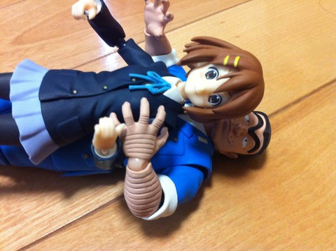 【画像あり】両津のフィギュア買ったったwwwww