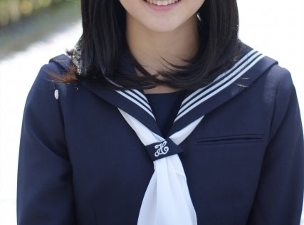 【画像】JKさん、ポテトで遊んでしまう 鼻や口に……