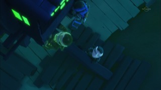 cap (104)