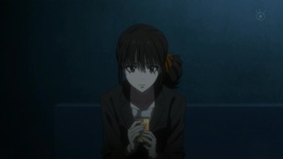 608