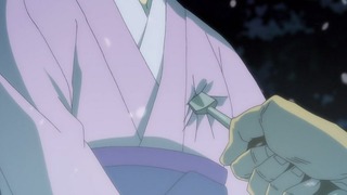 cap (136)