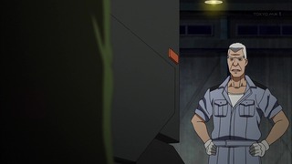 718