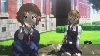 cap (322)