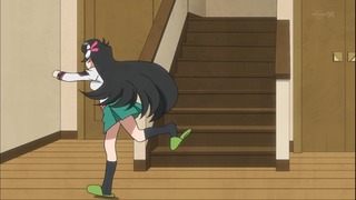568