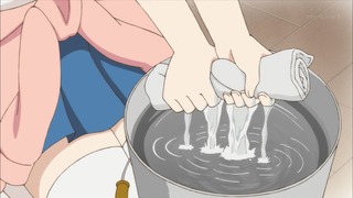 557