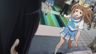 608