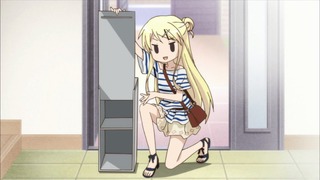 772