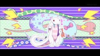985