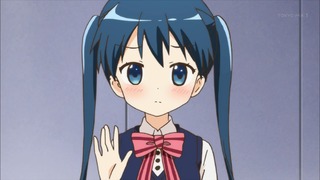 423