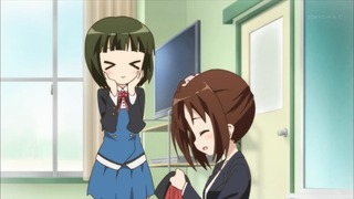 623