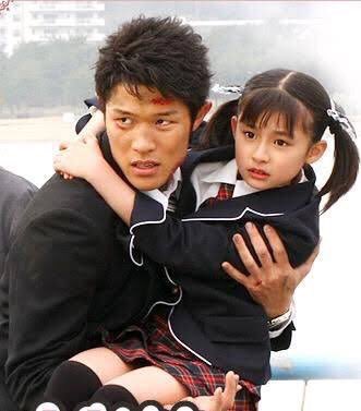 【芸能】鈴木亮平 「メイちゃんの執事」で共演した吉川愛との再会ショット披露「やばい泣ける」「感無量です」の声 : アニゲーNEWS