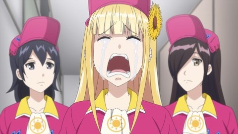 アニメ【ボールパークでつかまえて！】第12話(最終話)：「空カップ貸して。はい乾杯♡おつかれさま！」...最後までルリコは村田をくすぐったな〜！！すごい破壊力だな〜...
