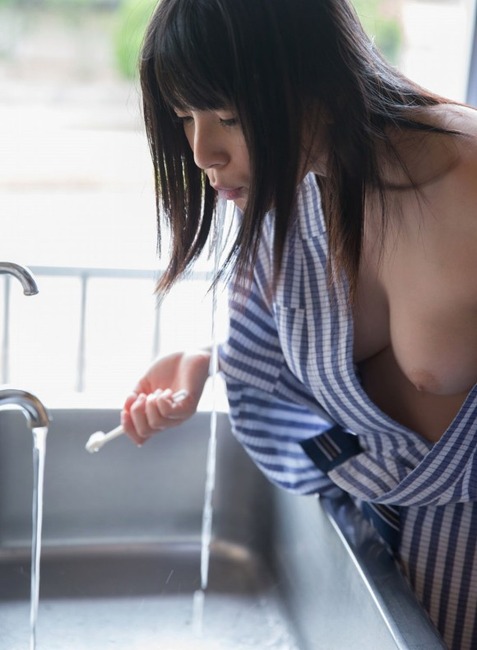 上原亜衣　美人AV女優がぬるぬるセックスや潮吹いてるエロ画像30枚 25