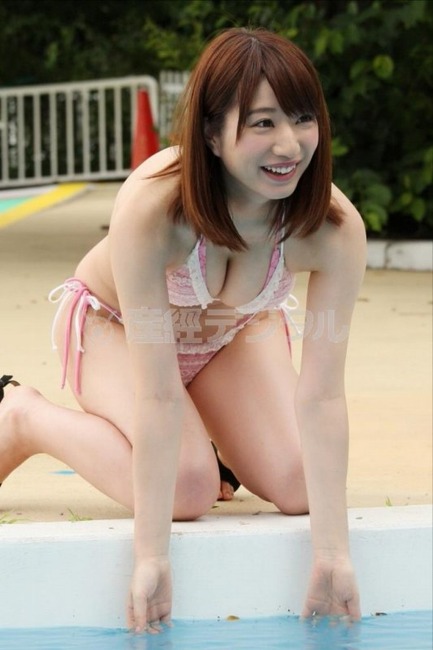 池田愛恵里(24)のマシュマロおっぱいがすばらしい。【ソフマップ】 6