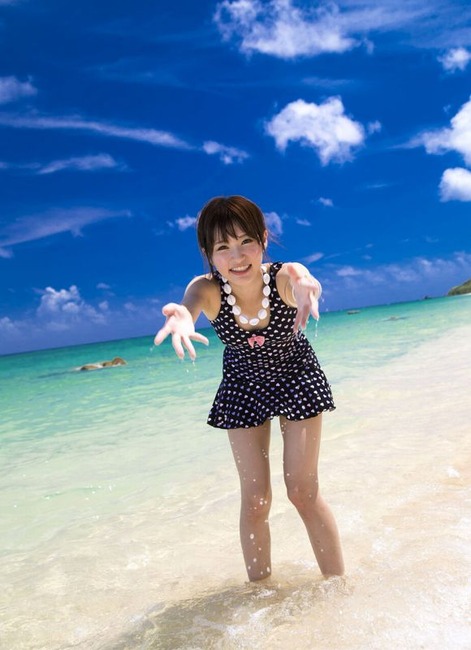天使もえが海辺で脱いでるエロ画像100枚 98