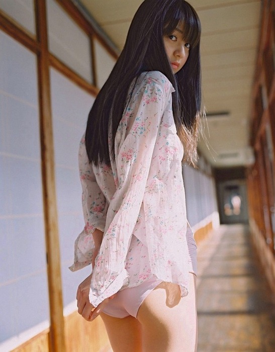 逢沢りな 女優のビキニ姿がエロい画像32枚 17