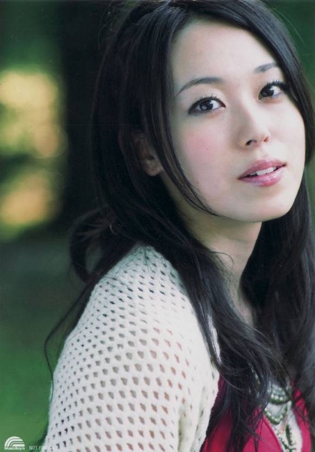 戸松遥・ゆかな・田村ゆかりなど人気声優のエロ画像まとめ50枚 17