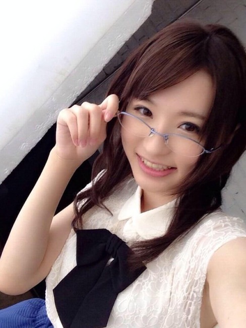 AV女優が服着てる画像まとめ 9