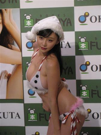 【画像】グラドル杉原杏璃、株で2000万円儲ける･･･Ｇ乳揺らし写真集ＰＲ！Ｔバックにも初挑戦！ 2