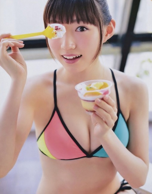 清楚系な太田夢莉のグラビア画像 18