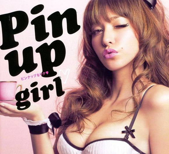 藤井リナ　巨乳モデルのセミヌードがエロい画像　ローラ 18