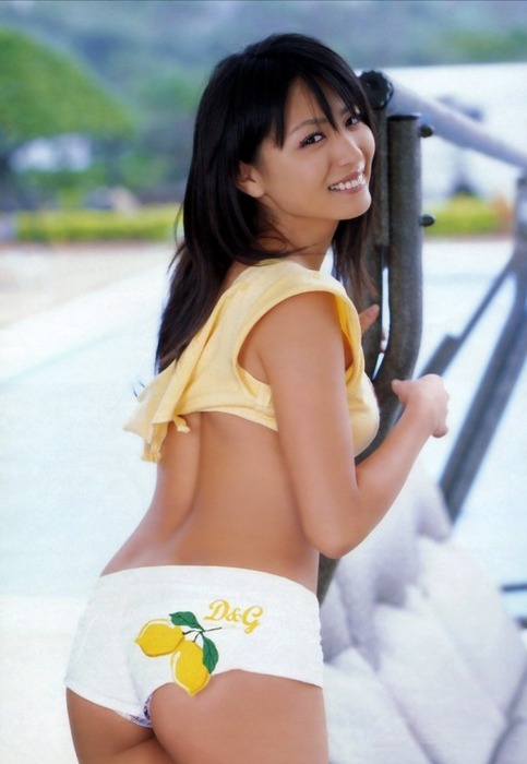 川村ゆきえ　グラビアアイドルの尻がエロい画像30枚 8