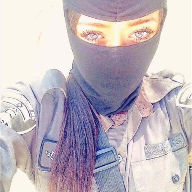 海外の女軍人がエロ過ぎる画像ｗｗｗ 15