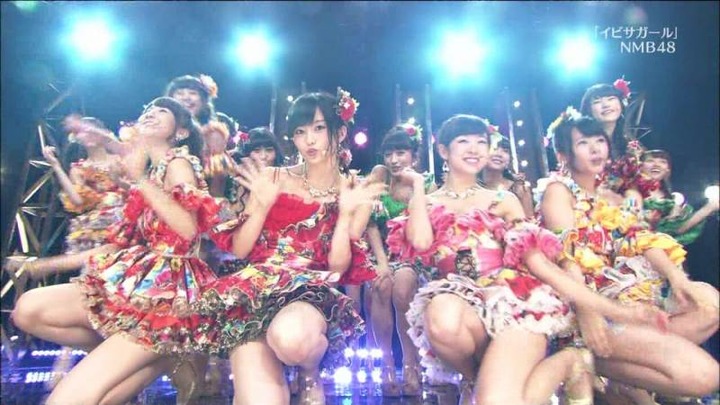 NMB48が超ミニスカ衣装で踊ってるエロ画像30枚　【イビサガール】 26
