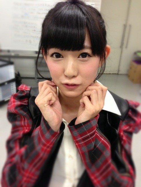 橋本環奈の卒業アルバムが流出！アイドルの卒アルまとめ 36