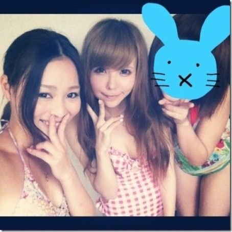 益若つばさのパンチラエロキャプ画像30枚 17