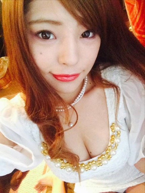 ニコ生主でAV女優の片桐えりりかがTwitterでおっぱい晒してるエロ画像 7