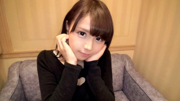ロリ系な素人女子大生にちんぽしゃぶってもらってるハメ撮り画像 6