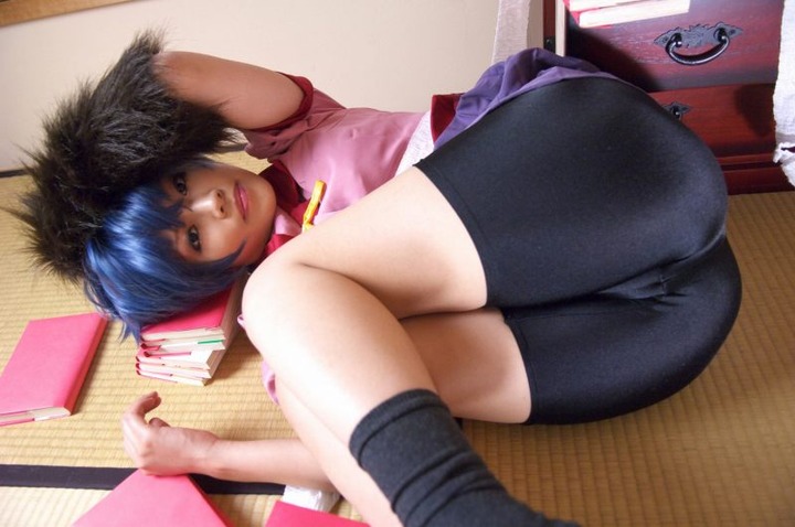 レギンスやスパッツ履いてお尻を向けてる女の子のエロ画像 20