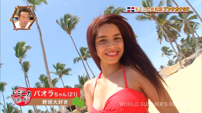 海外の白人レポーターの尻がエロいキャプ画像 27