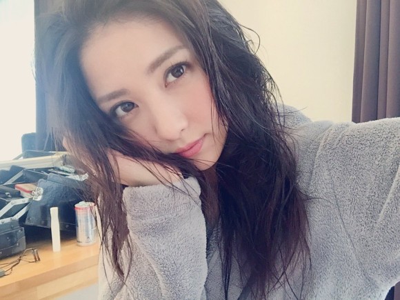 【石川恋グラビアエロ画像】個人的にはスレンダー美女でかなりタイプなんだが・・・ 21