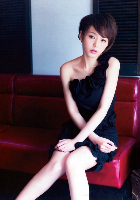 平野綾　声優の美脚がエロい画像30枚 29