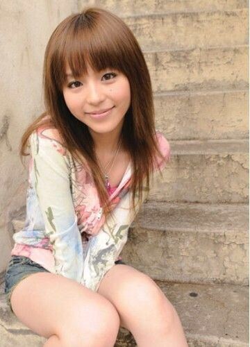 【画像】太ももがエロい声優を１人思い浮かべて下さい 6