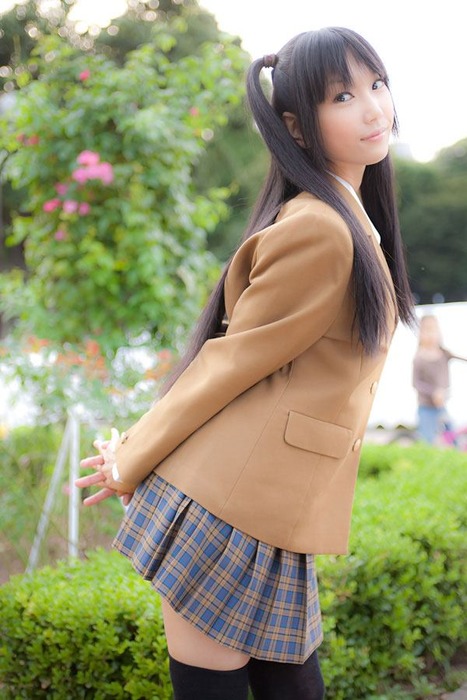 可愛いプロコスプレイヤーの着エロ画像 28