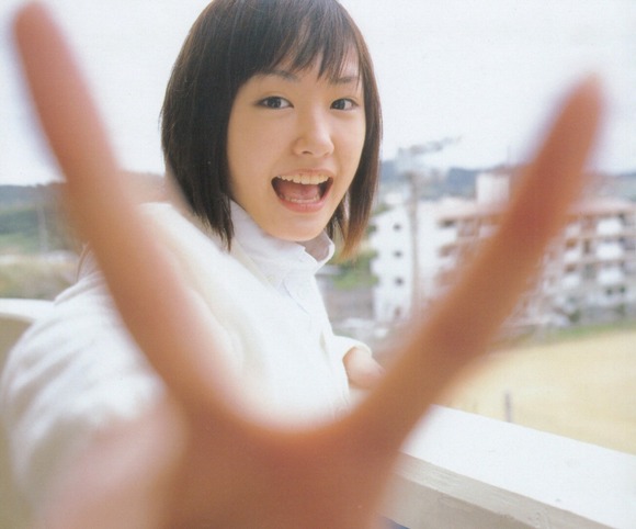 新垣結衣・ガッキーちゃんの脇をペロペロしたくなるエロ画像など40枚 33
