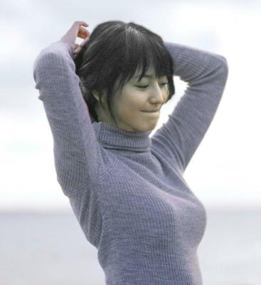 長澤まさみの乳の形がわかるドレス姿がマジで抜けるエロ画像 1