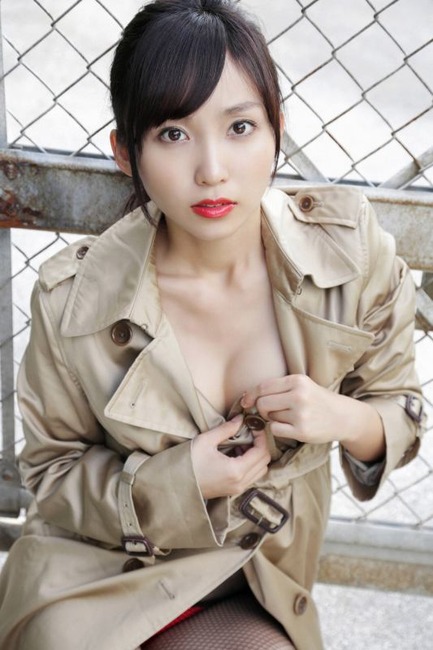 吉木りさの太ももをぺろぺろしたくなるエロ画像35枚 12