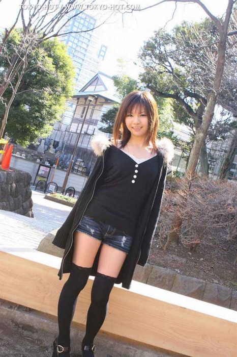 ホットパンツ・短パン履いてる女の子のエロ尻画像 2